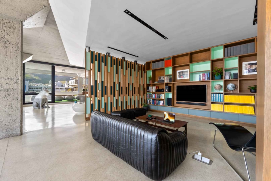 2 Bedroom Property for Sale in Gardens Western Cape